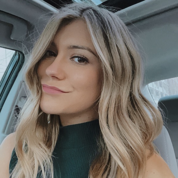 Meet your Posher, Niki - Picture 7 of 8